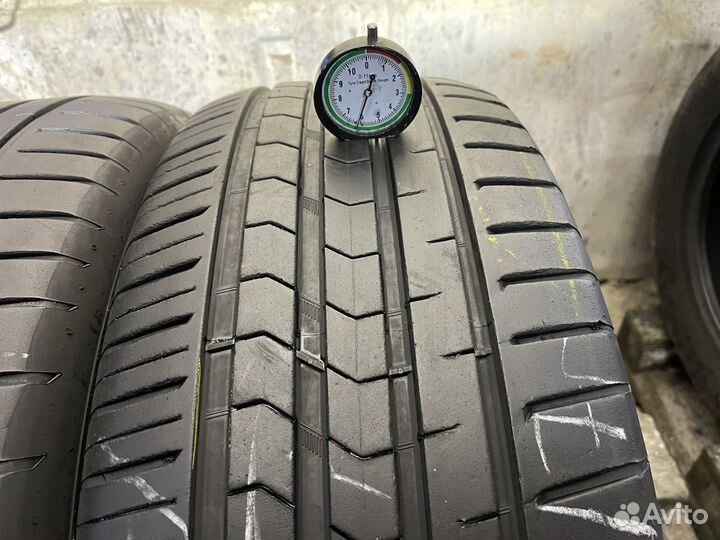 Vredestein Ultrac Satin 235/55 R17