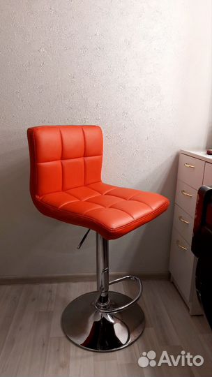 Барный стул