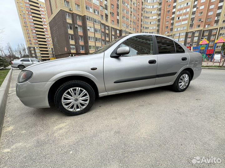 Nissan Almera 1.5 МТ, 2004, 256 000 км