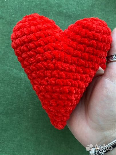 Вязаное сердце валентинка декор