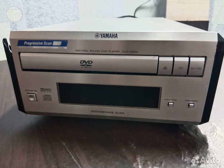 HI-FI CD DVD плеер yamaha