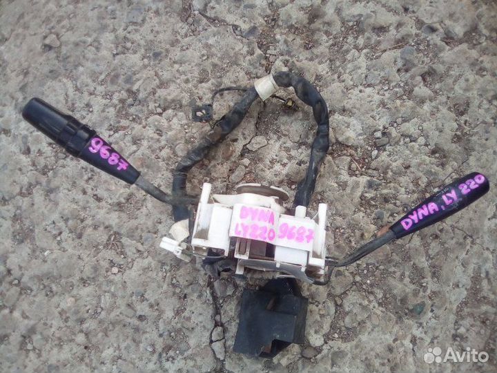 Подрулевой переключатель Toyota Dyna LY220 5L