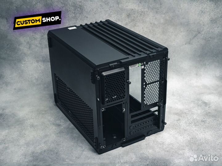 Корпус Corsair Carbide Series Air 240