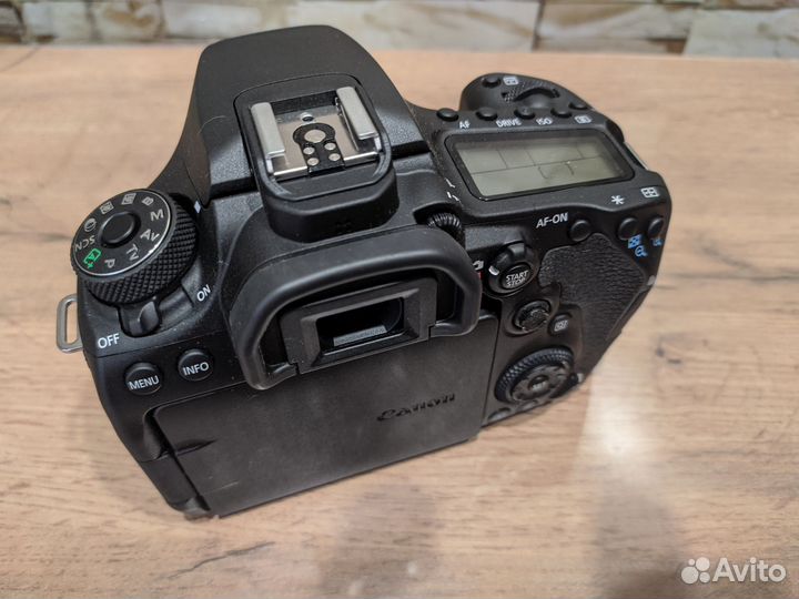 Canon eos 90d body