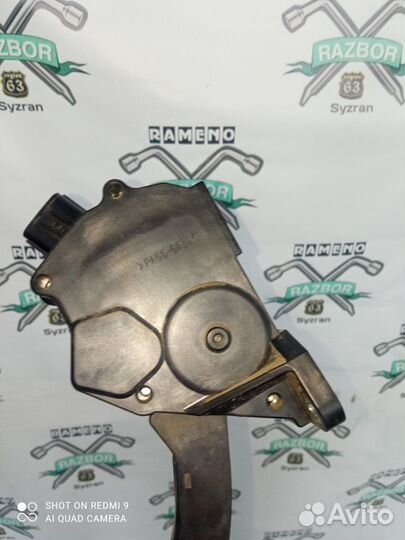 Педаль газа Toyota Camry acv40