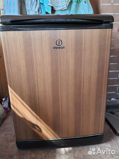 Холодильник indesit под дерево