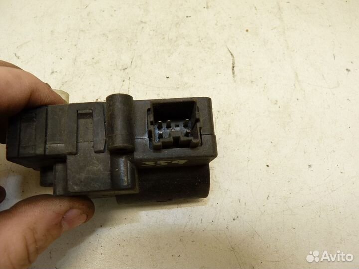 Сервопривод заслонки печки MB813677 Мицубиси