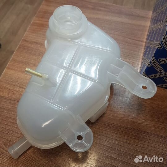 Бачок расширительный Chevrolet Aveo T300, Cobalt