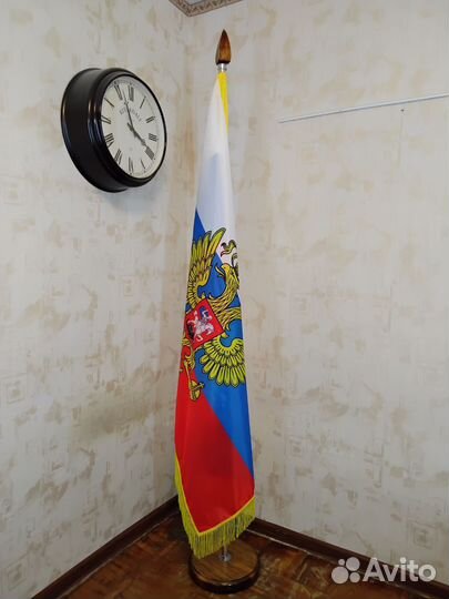 Знамя России с гербом