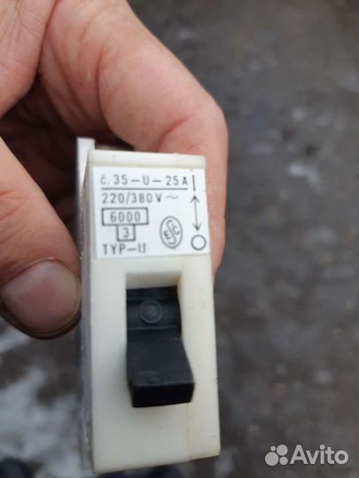 Автоматический выключатель 25а