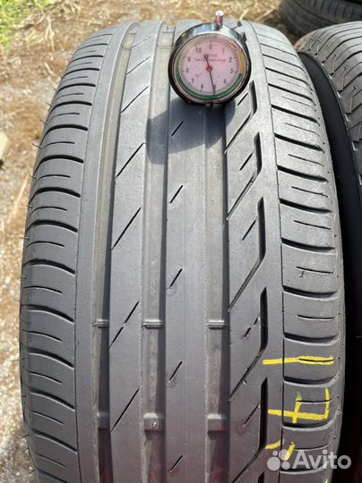 Bridgestone Turanza T001 215/60 R16