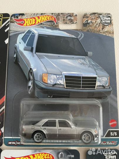 Hot wheels fast and furious mercedes skyline
