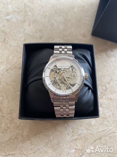 Kenneth cole часы