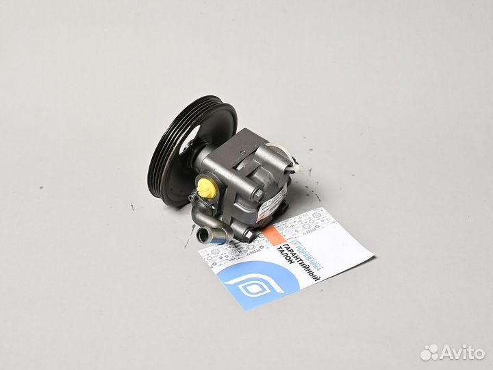 Насос гур nissan Almera N16/Primera P12 (ZF)