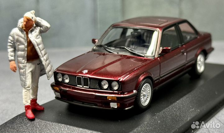 Модель BMW 3-Series E30 1989 Maxichamps 1:43