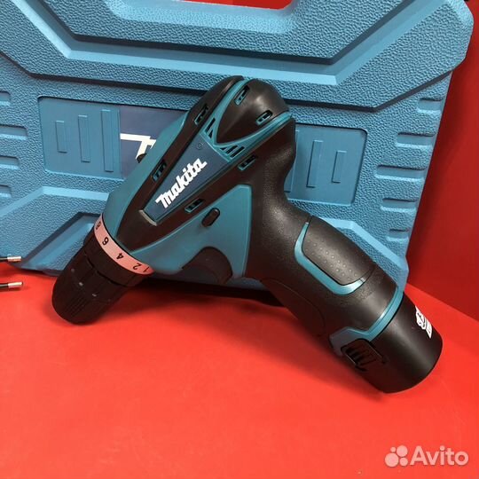 Шуруповерт Makita DF330DWE (н2965)