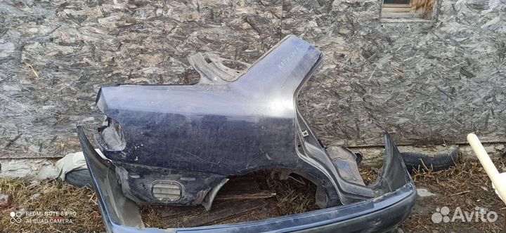 Крыло заднее правое Mitsubishi carisma