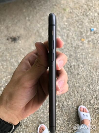 Телефон iPhone 11 128 gb
