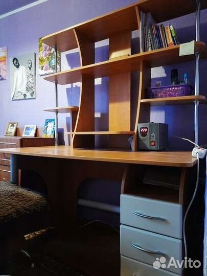 Компьютерный стол