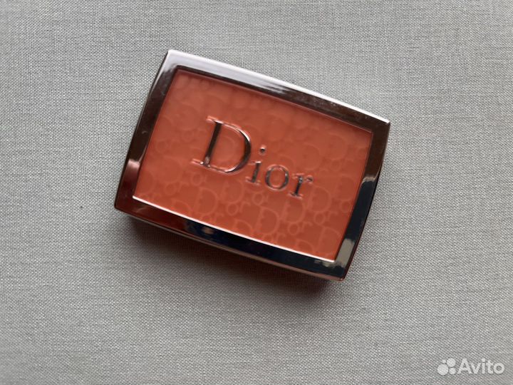 Румяна dior backstage coral