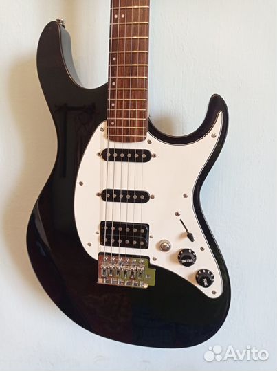 Электрогитара 