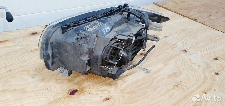 Фара правая BMW E87