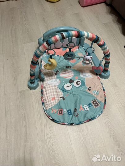 Развивающий коврик с пианино