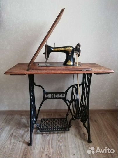 Швейная машина Singer