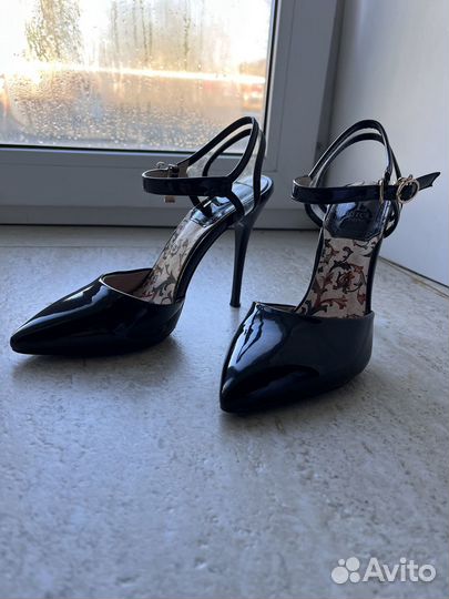 Туфли лаковые женские 36 размер