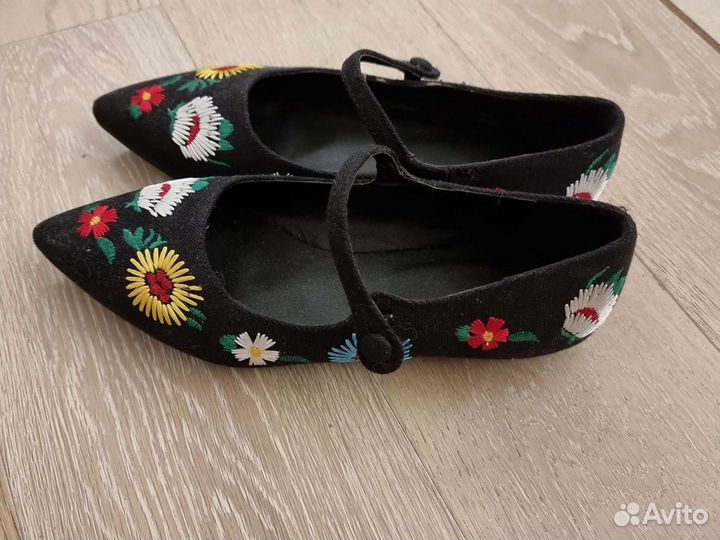 Балетки с узорами