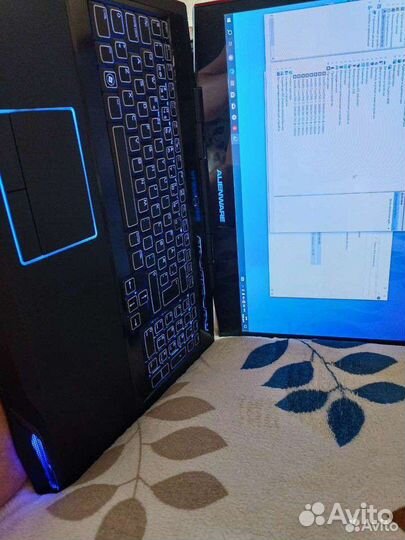 Dell alienware 17 r4