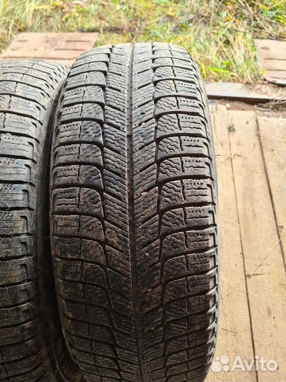 Michelin Latitude X-Ice 205/60 R16
