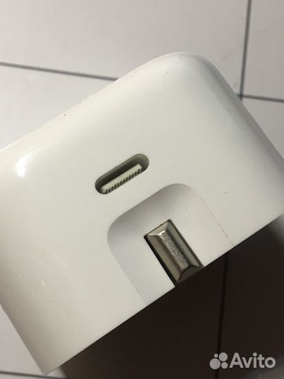 Блок быстрой зарядки iPhone 18w