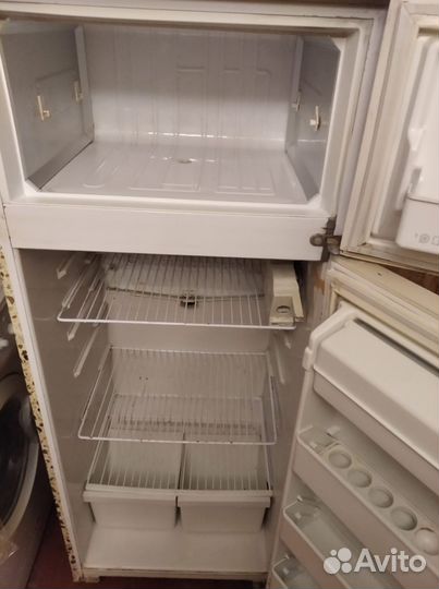 Рабочий холодильник Атлант