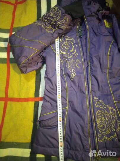 Женская спортивная куртка