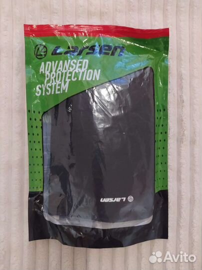 Наколенники Larsen