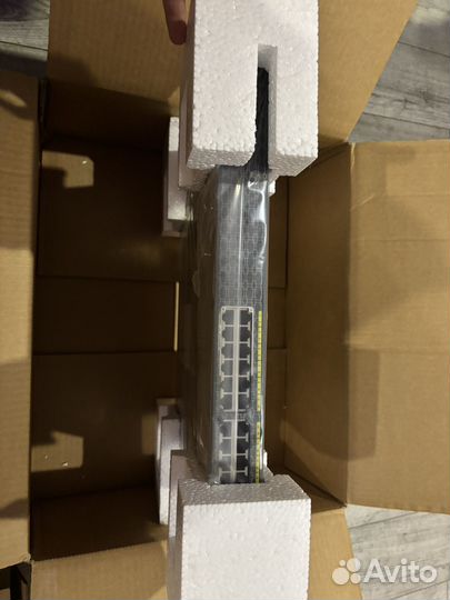 Коммутатор cisco ws-c2960+24lc-s