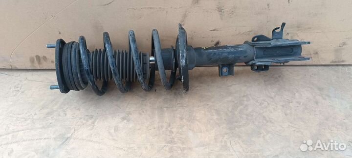 Амортизатор передний правый Mazda CX9 TC.Оригинал