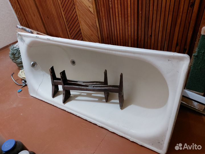 Ванная металлическая