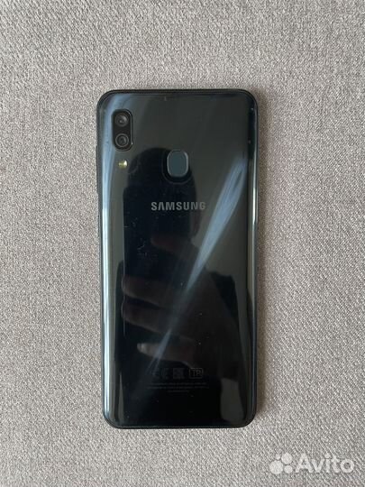 Телефон Samsung galaxy a30
