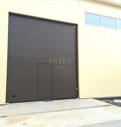 Ворота гаражные секционные