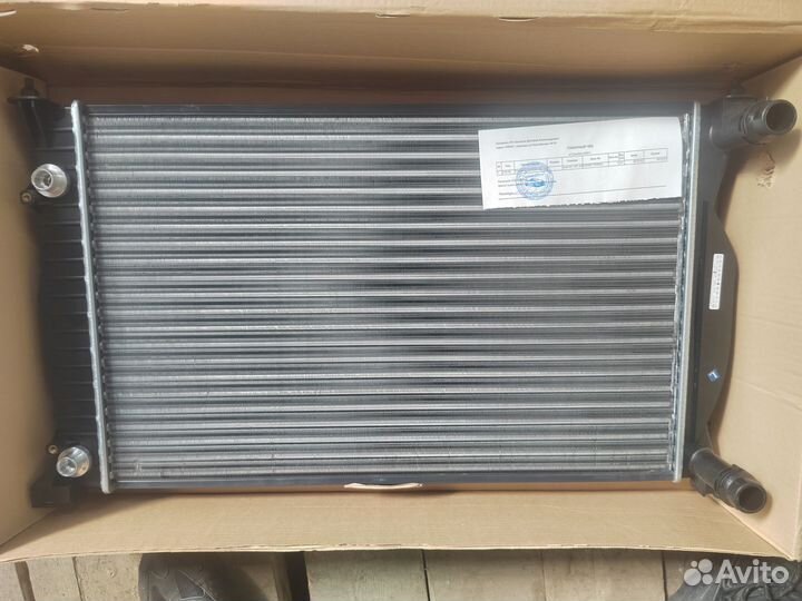 Радиатор охлаждения на Ауди