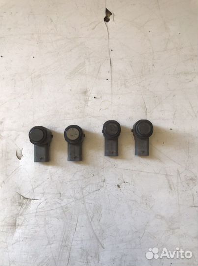 Датчик парковки (парктроник) Audi Q7 2006 год