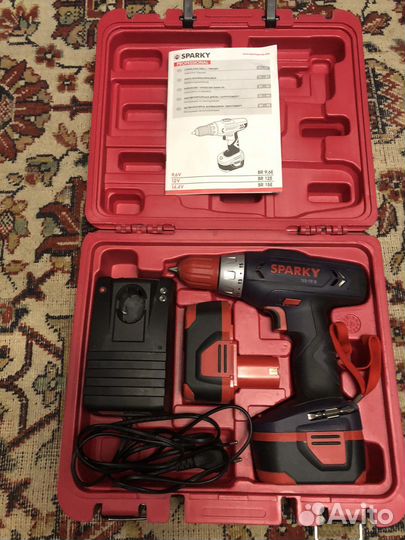 Пара немецких шуруповертов для стройки