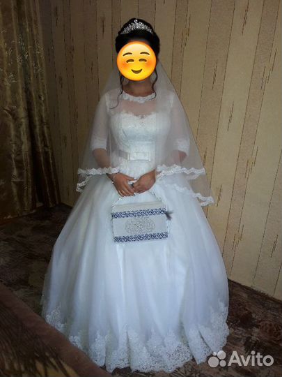 Свадебное платье