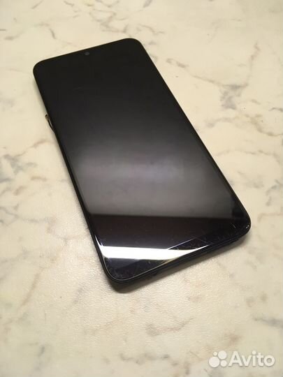 Xiaomi Mi Play, 4/64 ГБ