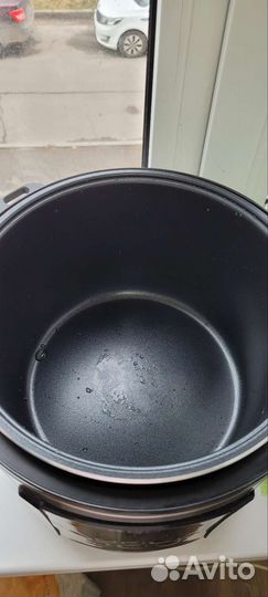 Мультиварка redmond новая