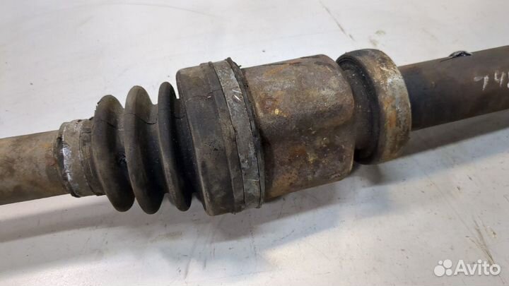 Полуось правая передняя Renault Trafic