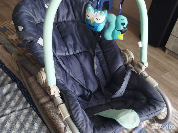 Шезлонг для новорожденных бу