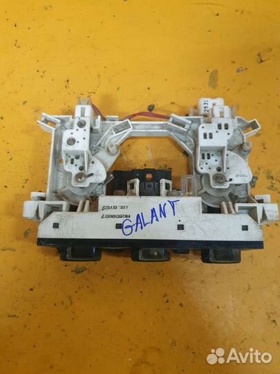 Блок управления отопителем Mitsubishi Galant митсу